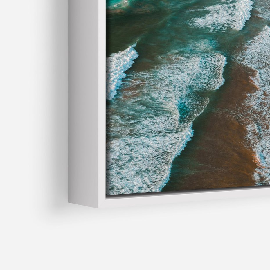 Obraz w ramie 80x120 - Z Lotu Ptaka - fotografia, plaża - rama biała