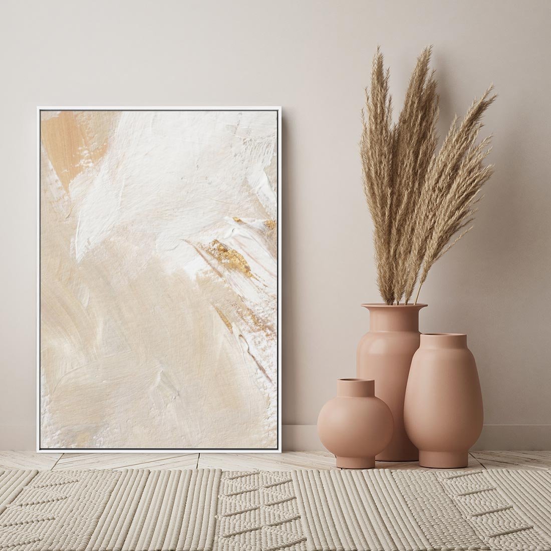 Obraz w ramie 80x120 - Elegancja w Złocistym Chaosie - złoto beż, abstrakcja - rama biała