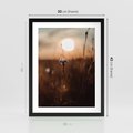 Plakat w ramie 30x40 - Spokój łąki pod zachodem słońca - zachód, słońca - rama czarna