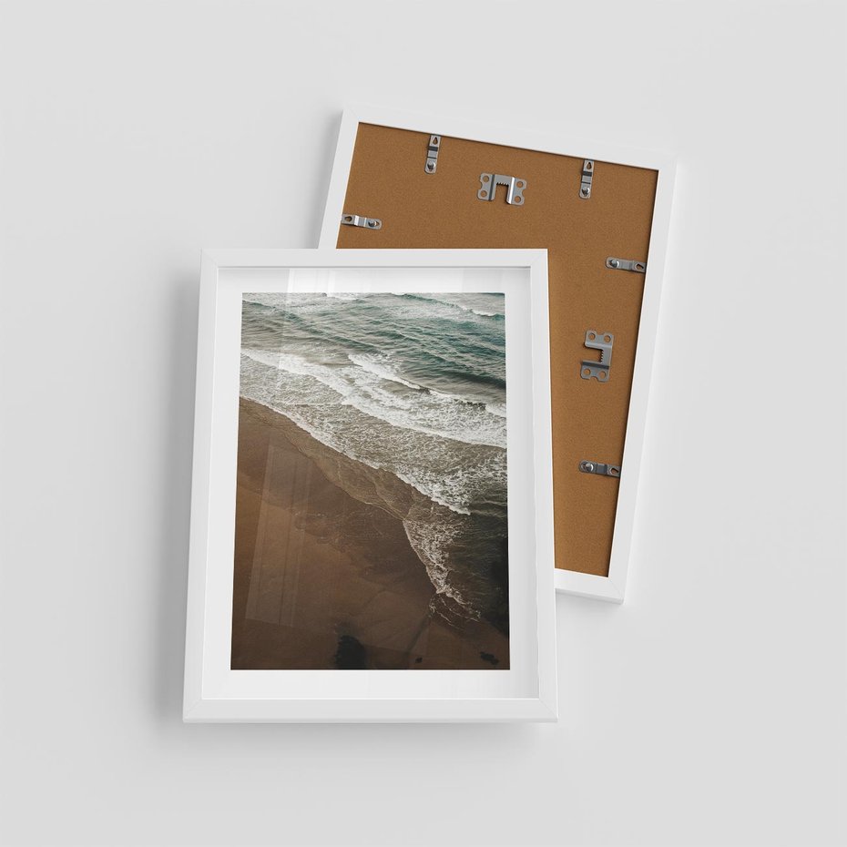 Plakat w ramie 30x40 - Spokój nad plażą - plaża, morze - rama biała