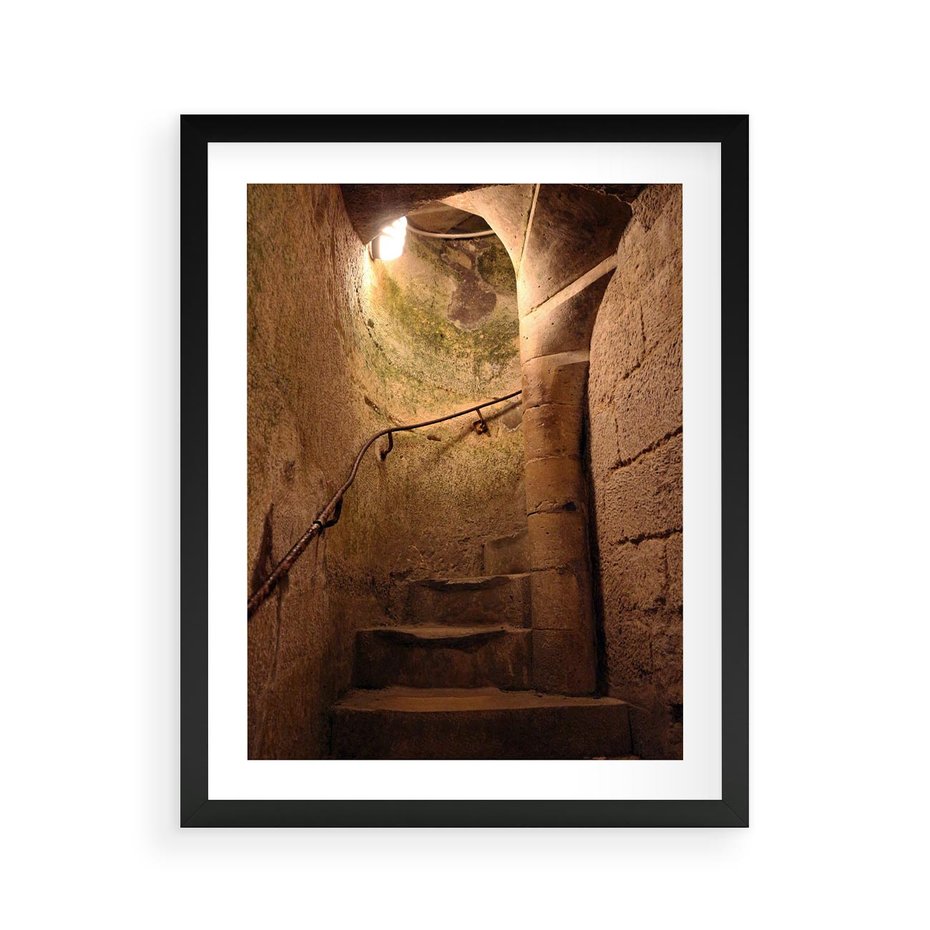 Plakat w ramie 40x50 - Perspektywa uliczki - uliczka, perspektywa - rama czarna