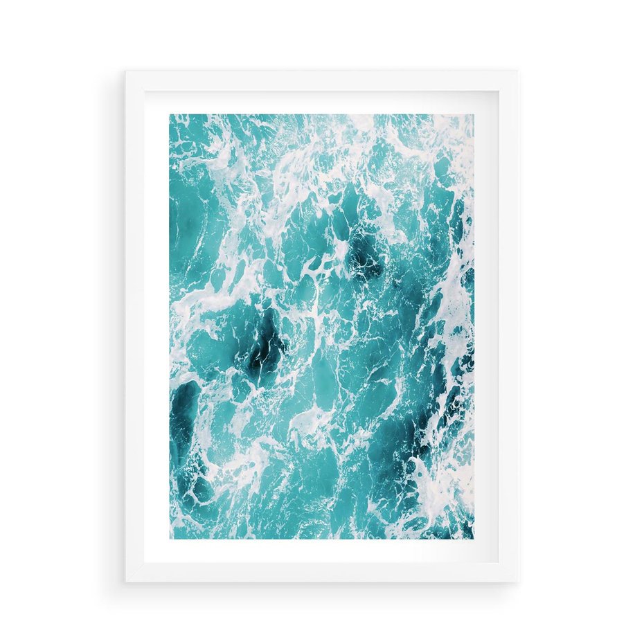 Plakat w ramie 50x70 - Wzburzony Ocean: Widok Z Góry - wzburzony ocean, błękitna woda - rama biała
