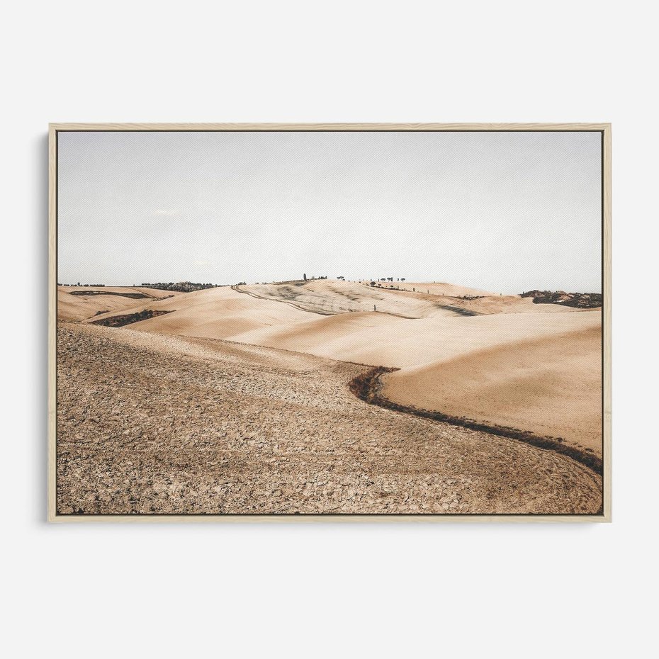 Obraz w ramie 70x50 - Refleksyjny taniec myśli - pustynny krajobraz, odcienie sepii - rama drewno