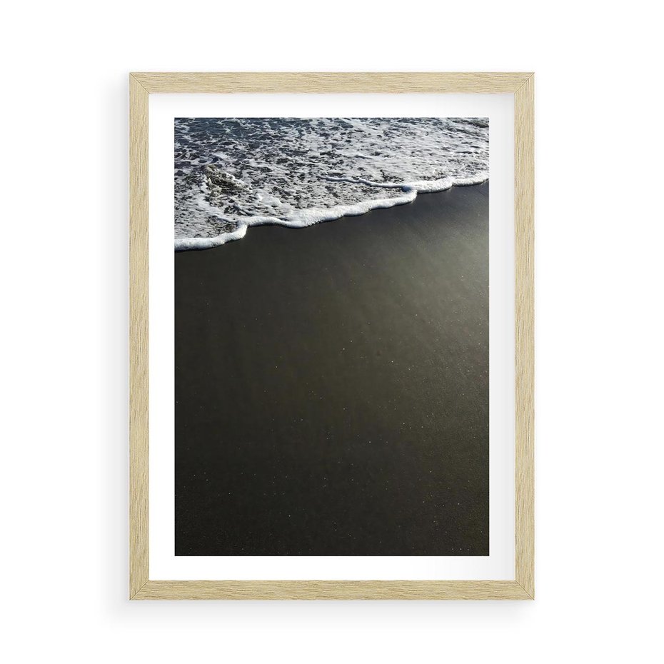 Plakat w ramie 50x70 - Morskie Fale na Plaży - plaża, morskie fale omywają piasek - rama drewno