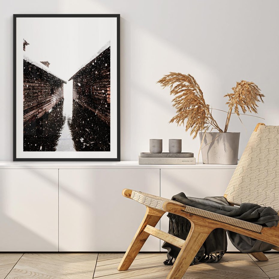 Plakat bez ramy 30x40 - Spadający Śnieg - domek górski, w zimie