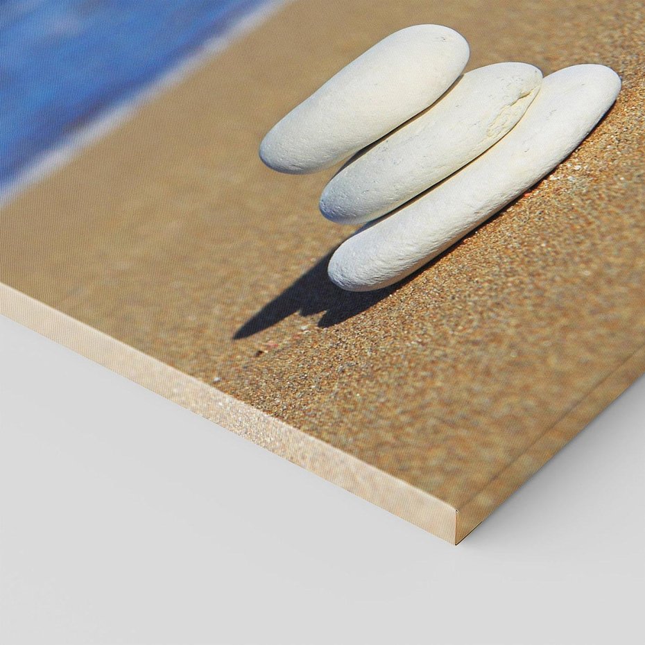 Obraz na płótnie 70x50 - Kamienie na plaży nad morzem - kamienie, plaża