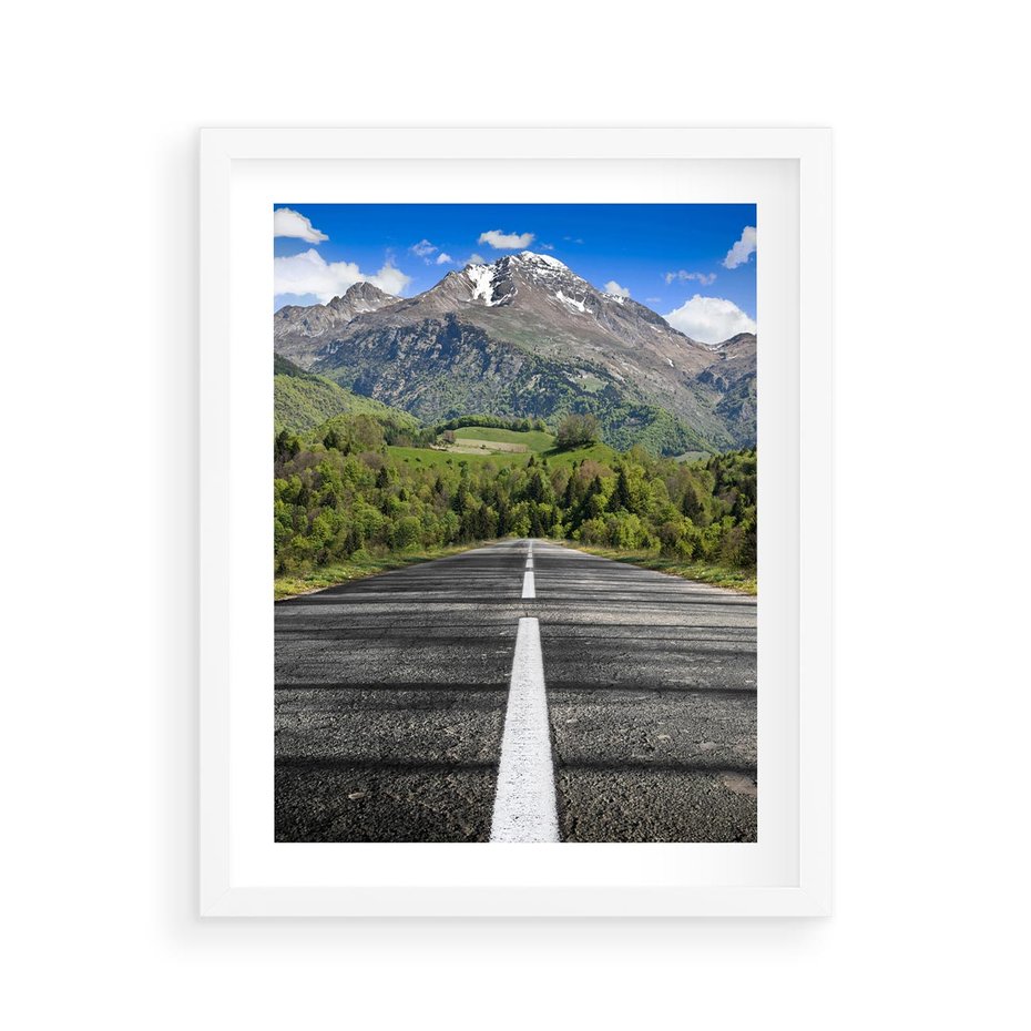 Plakat w ramie 40x50 - Droga przez góry: podróż do przygody - droga, góry - rama biała