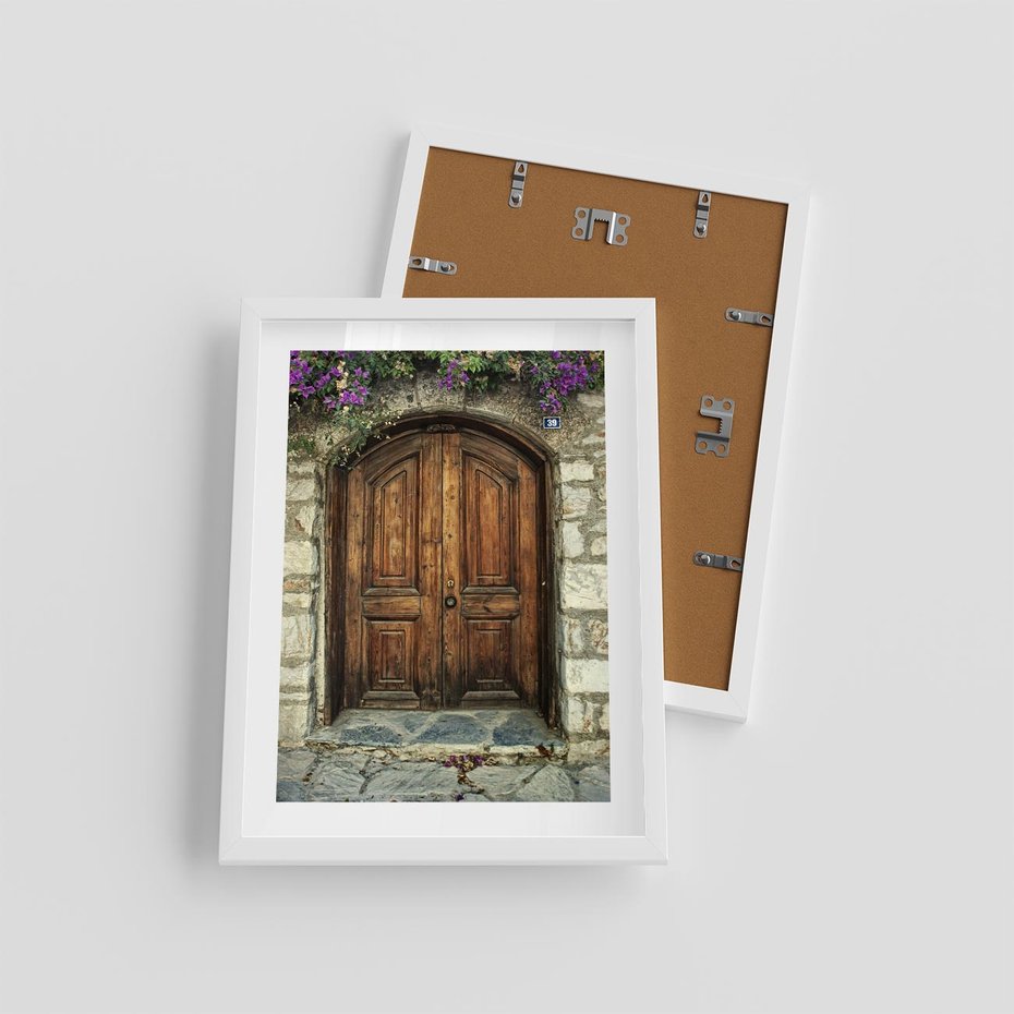 Plakat w ramie 30x40 - Tajemnicze stare drzwi - stare, drzwi - rama biała