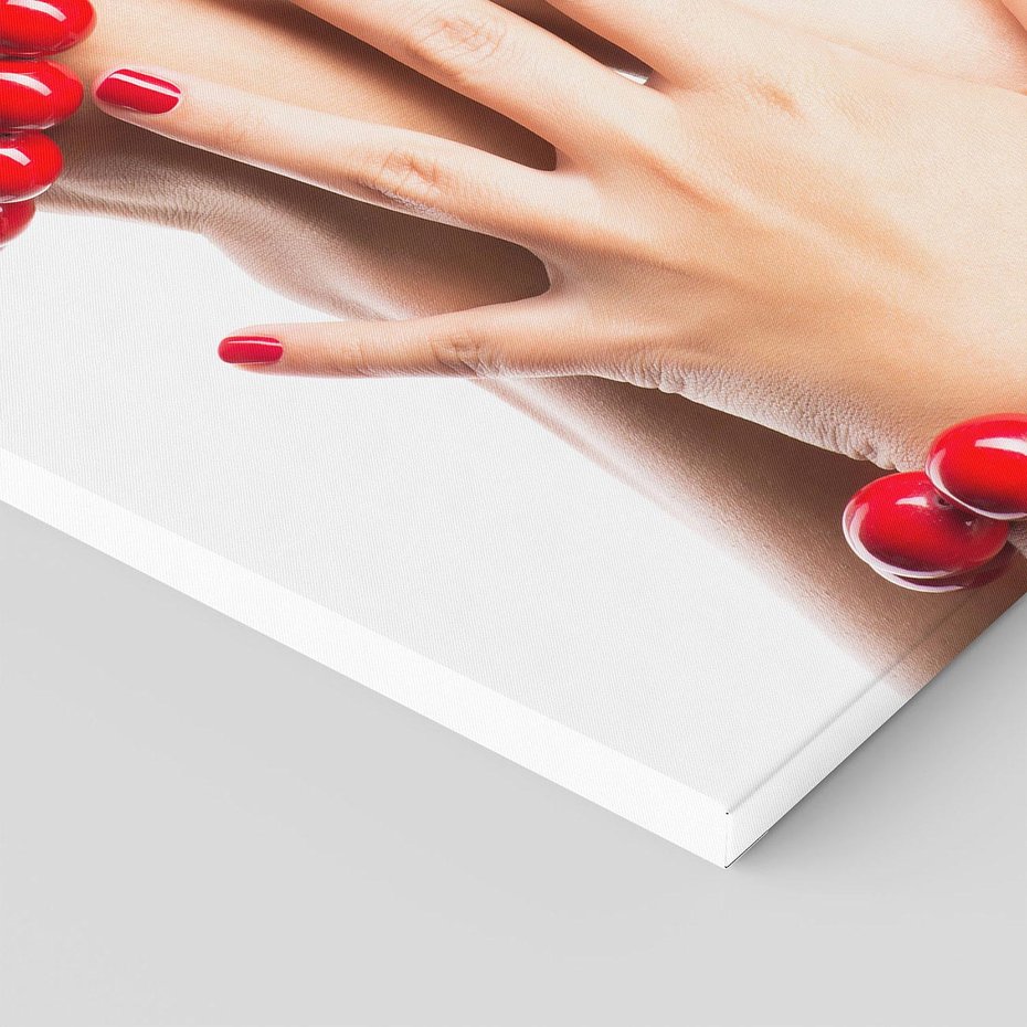 Obraz na płótnie 50x70 - Manicure spa: piękno i relaks - manicure, spa