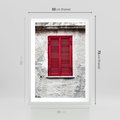 Plakat w ramie 50x70 - Okno z Czerwonymi Okiennicami - stare okno, kamienica - rama biała