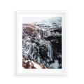Plakat w ramie 40x50 - Góry w Białym Uroku: Zimowa Sceneria - górski krajobraz, zima - rama biała