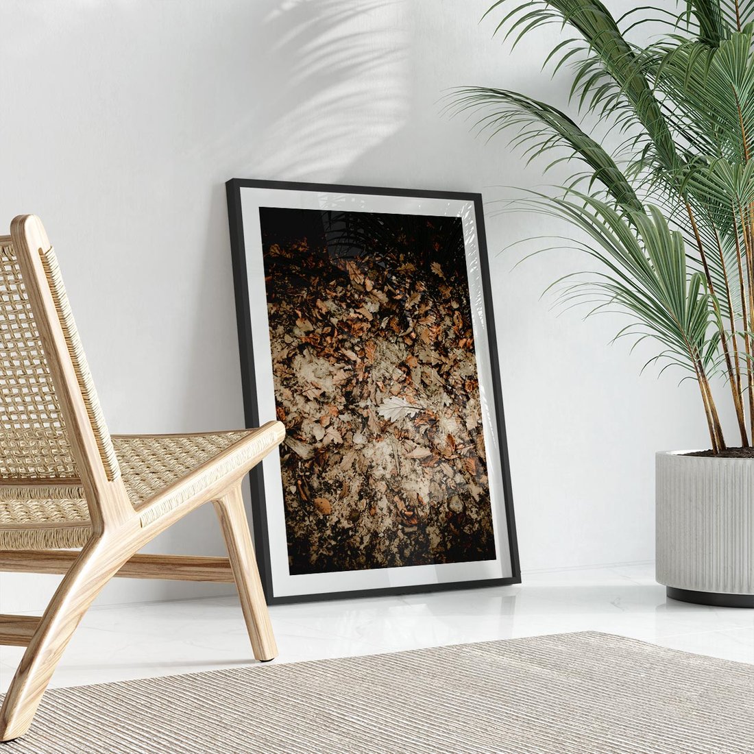 Plakat w ramie 50x70 - Suchość Liści w Brązowych Tonach - suche liście jesień brąz - rama czarna
