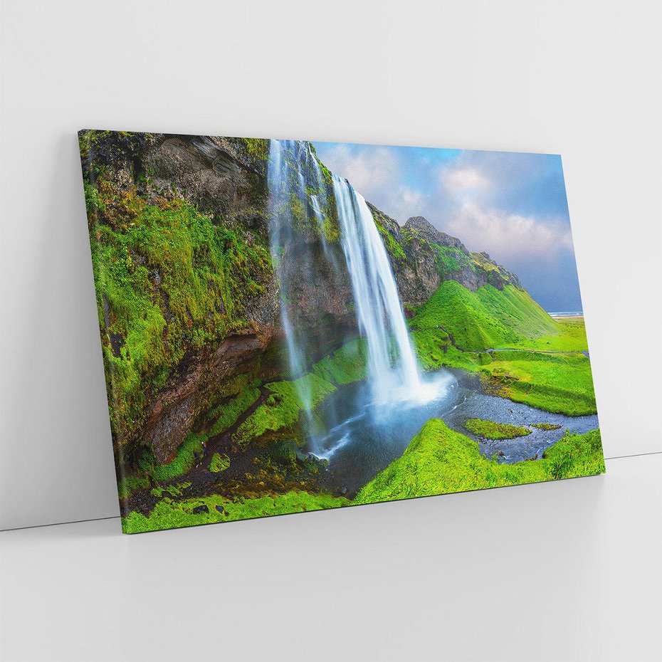 Obraz na płótnie 100x70 - majestat górskiego krajobrazu - wodospad, góry