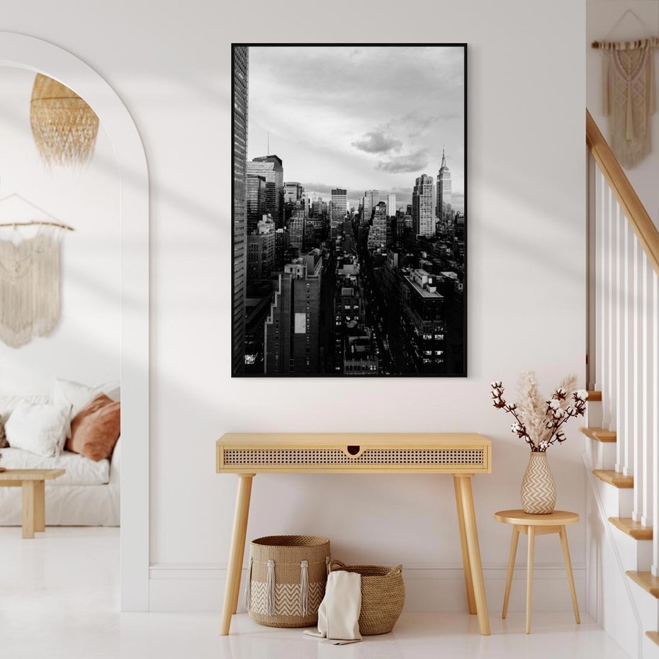 Obraz w ramie 50x70 - Wibracje Miejskiego Życia - miasto, wieżowce - rama czarna