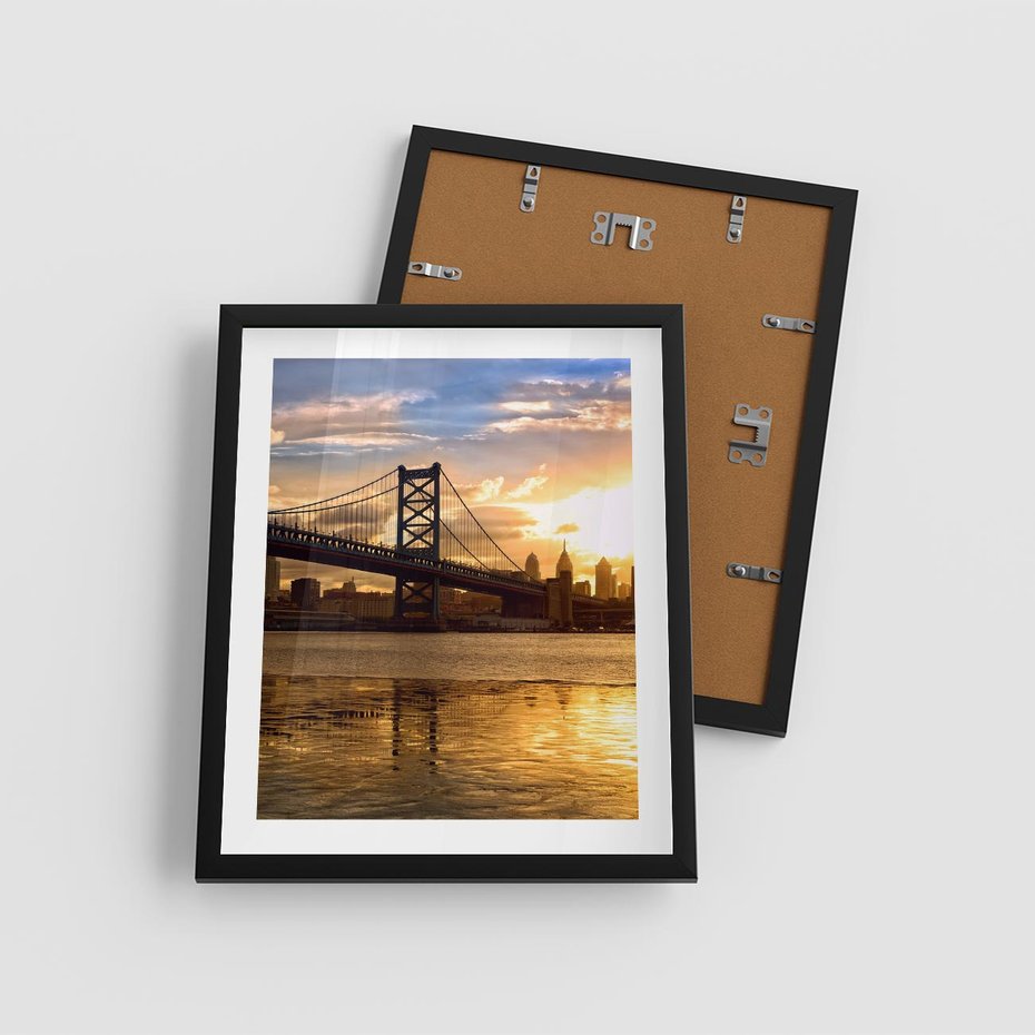 Plakat w ramie 40x50 - Most w mieście - most, miasto - rama czarna