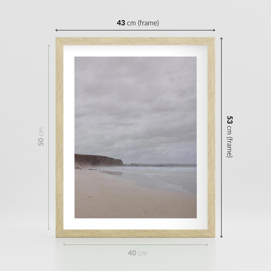 Plakat w ramie 40x50 - Mglista plaża - plaża, mgła - rama drewno