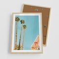Plakat w ramie 50x70 - Letnie Marzenia - palmy, na tle nieba - rama drewno