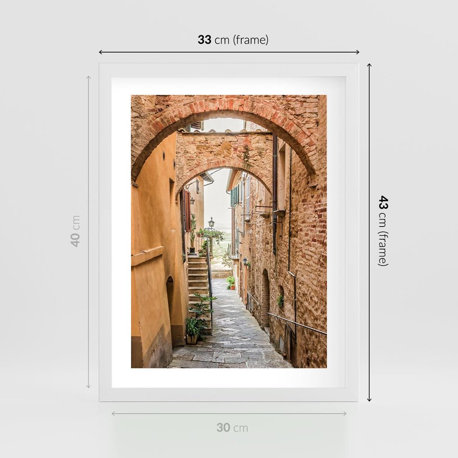 Plakat w ramie 30x40 - Magiczna podróż w głąb miasta - uliczka, perspektywa - rama biała