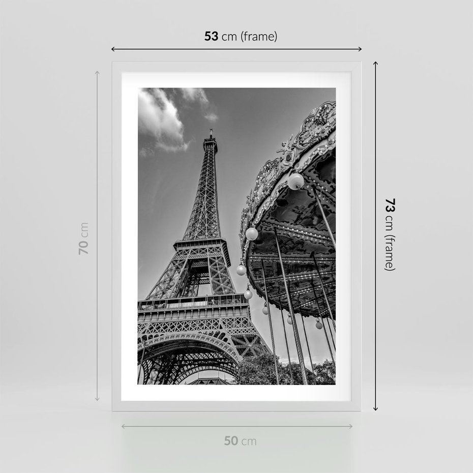 Plakat w ramie 50x70 - Zabawa w Paryżu - czarno białe zdjecie, wieża eiffla - rama biała