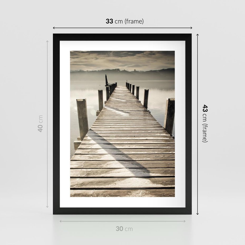 Plakat w ramie 30x40 - Idylliczny pomost nad jeziorem - pomost, jezioro - rama czarna