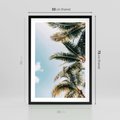 Plakat w ramie 50x70 - Pod Błękitnym Niebem - palmy, ujęcie z dołu - rama czarna