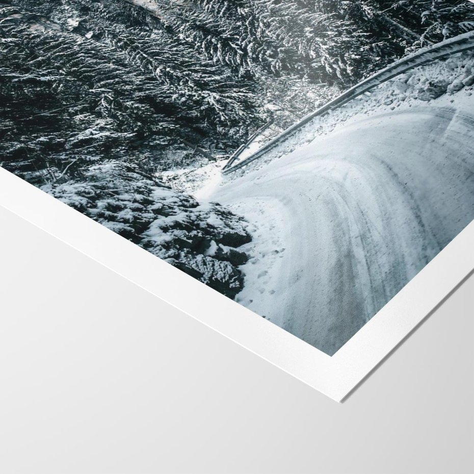 Plakat bez ramy 21x30 - Zimowa Przygoda - zima w górach, droga