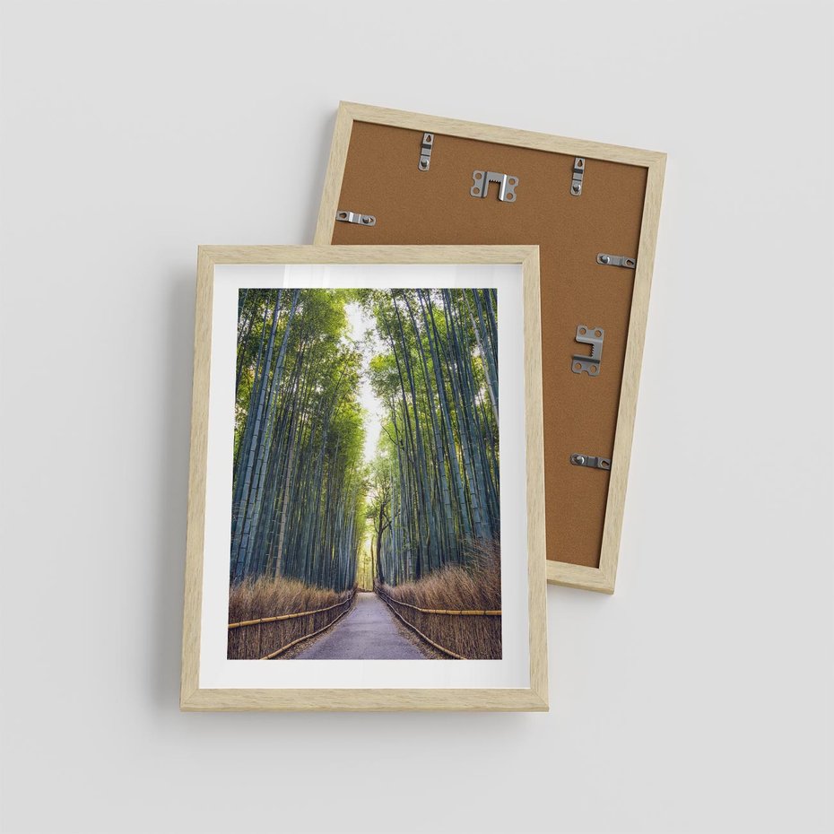 Plakat w ramie 30x40 - Urokliwa dróżka w lesie - las, dróżka - rama drewno