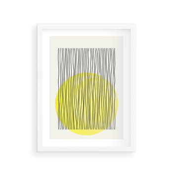 Plakat w ramie 50x70 - Ciepłe Przenikanie - geometria, żółte koło - rama biała