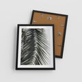 Plakat w ramie 40x50 - Liść Palmy: Egzotyczny Detal Natury - palma, liść palmy - rama czarna