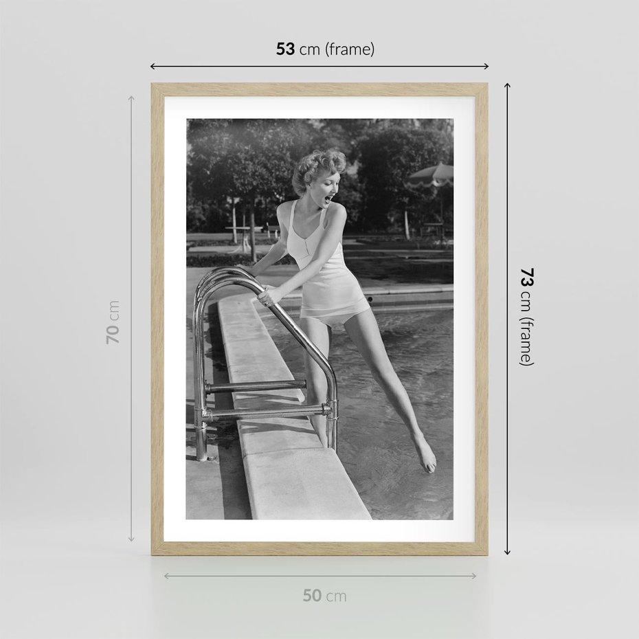 Plakat w ramie 50x70 - Retro Basen - retro zdjęcie, czarno białe - rama drewno