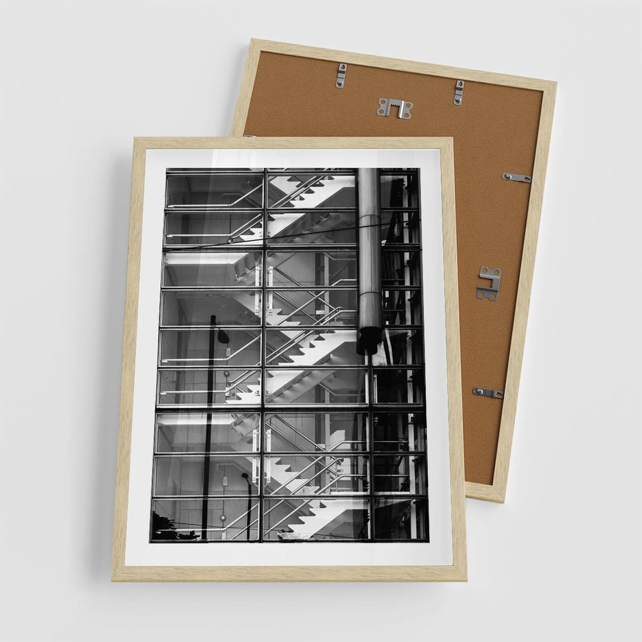 Plakat w ramie 50x70 - Schody do architektonicznej przestrzeni - schody, architektura - rama drewno