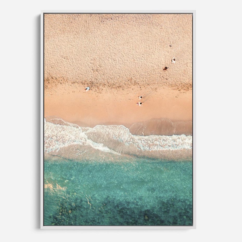 Obraz w ramie 70x100 - Oczy turkusu - fotografia, plaża - rama biała