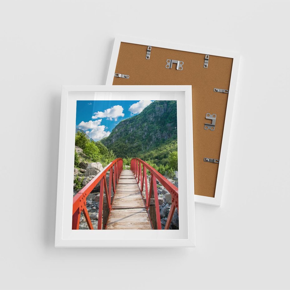 Plakat w ramie 40x50 - Most do przygody - góry, most - rama biała
