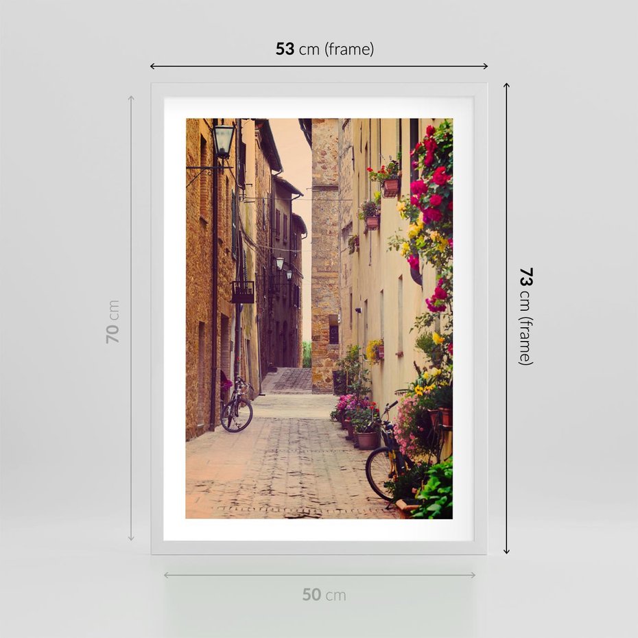 Plakat w ramie 50x70 - Rowerowa przygoda w uliczkach pełnych perspektywy - uliczka, perspektywa - rama biała