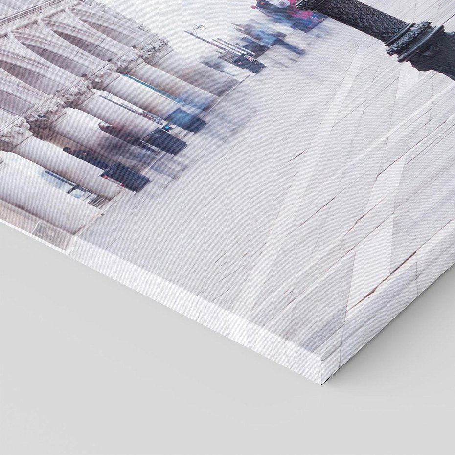 Obraz na płótnie 70x100 - Przemijający urok miasta - miasto, uliczka