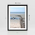 Plakat w ramie 30x40 - Fale na falochronie nad morzem - morze, falochron - rama czarna