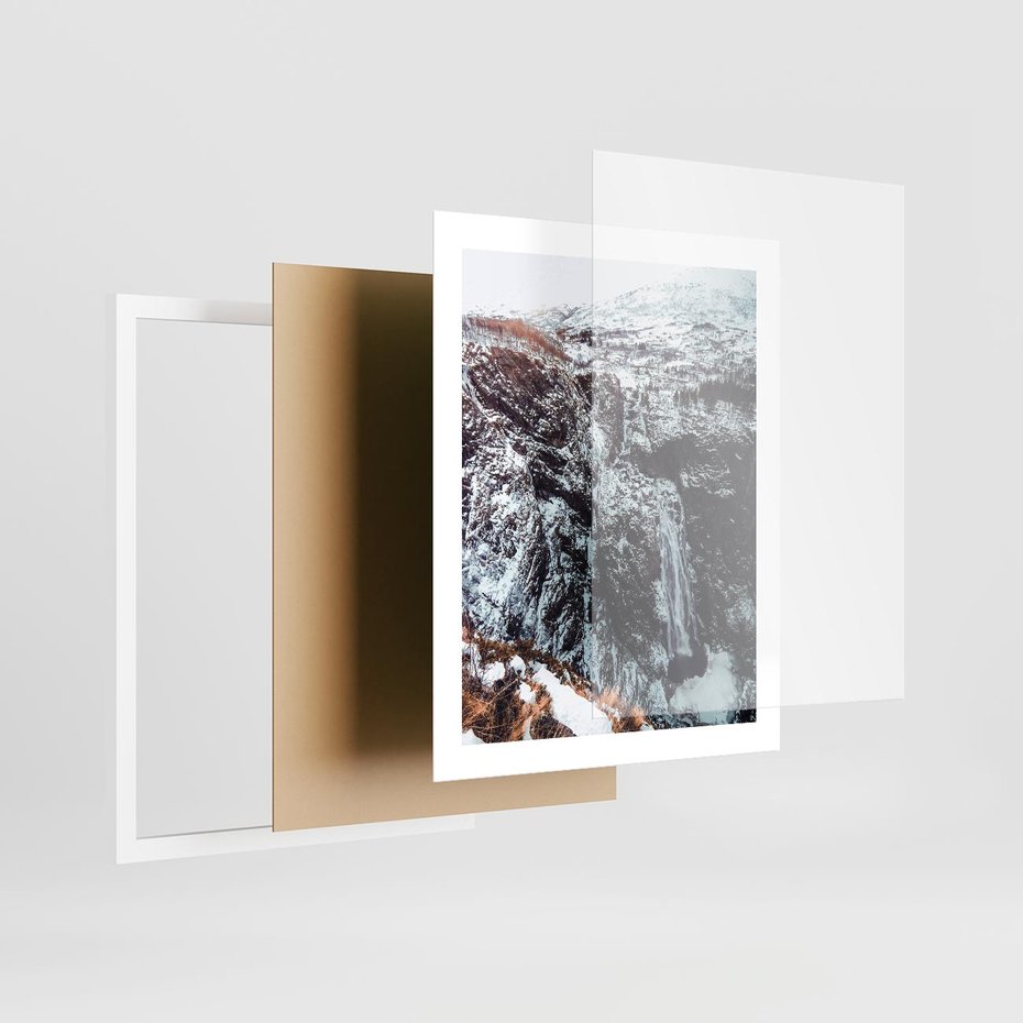 Plakat w ramie 40x50 - Góry w Białym Uroku: Zimowa Sceneria - górski krajobraz, zima - rama biała