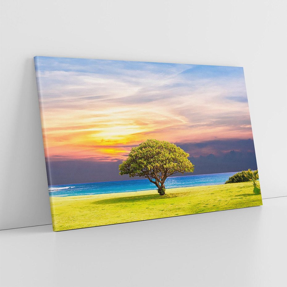 Obraz na płótnie 120x80 - Drzewo, Morze, Trawa - Naturalna Harmonia - drzewo, morze