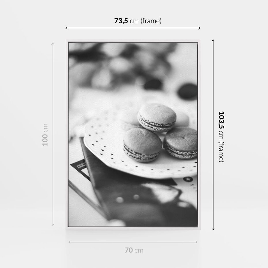 Obraz w ramie 70x100 - Makaroniki w Szarości - czarno biała fotografia, plakat - rama biała