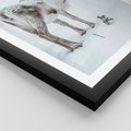 Plakat w ramie 50x70 - Magia Świąt - renifer na śniegu, śnieg - rama czarna