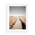 Plakat w ramie 50x70 - Spacer Ścieżką w Suchych Trawach - ścieżka wśród suchych traw - rama biała