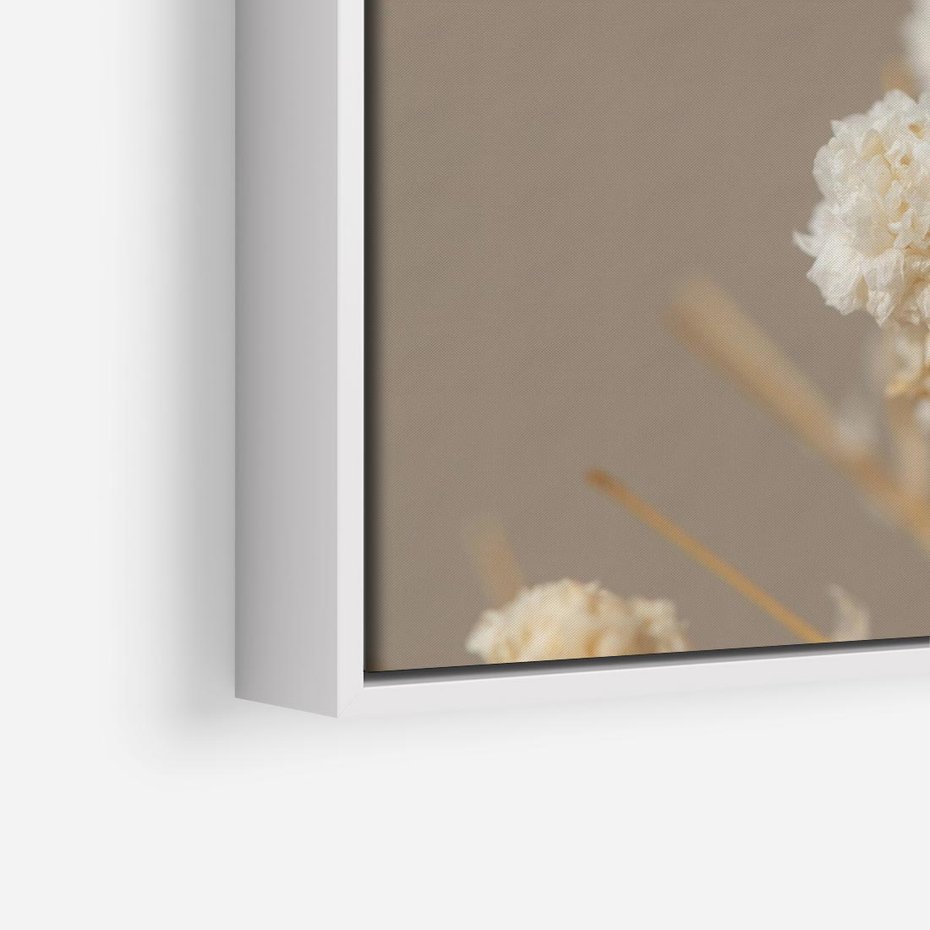 Obraz w ramie 50x50 - Przezroczyste piękno - gipsówka, suche - rama biała