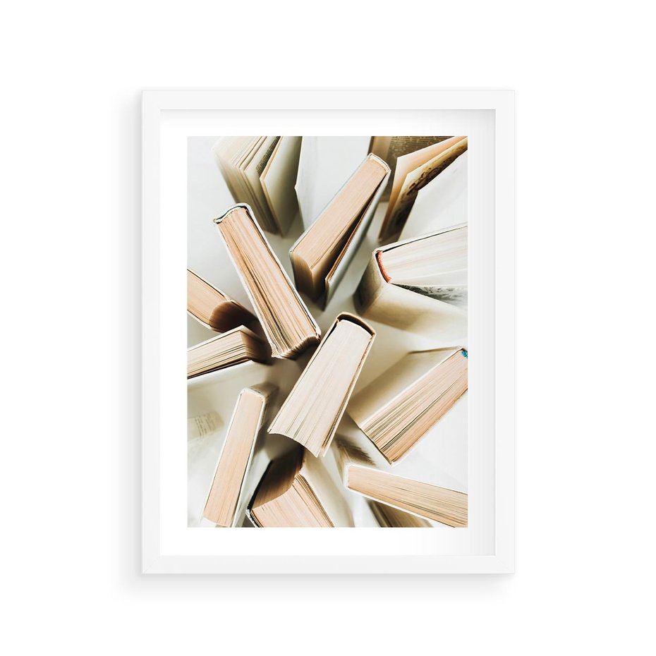 Plakat w ramie 30x40 - Odcienie Wiedzy - książki, ujęcie z góry - rama biała