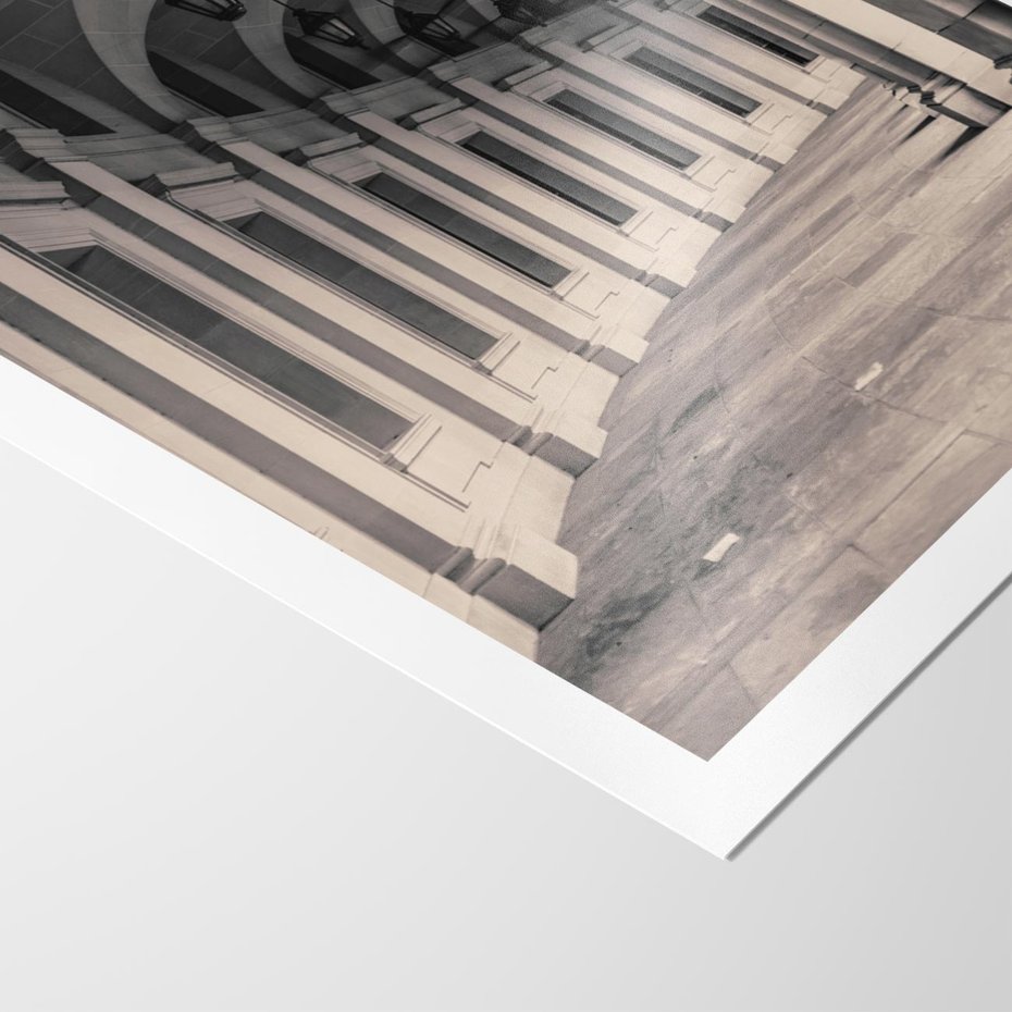 Plakat bez ramy 21x30 - Kolumny Elegancji - architektura, kolumny