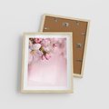 Plakat w ramie 40x50 - Kwitnąca wiśnia: delikatność natury - kwitnąca, wiśnia - rama drewno