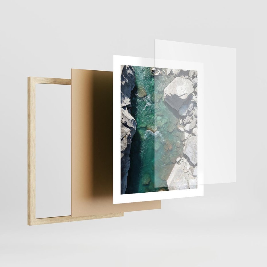 Plakat w ramie 40x50 - Spotkanie natury i siły - rzeka, skały - rama drewno