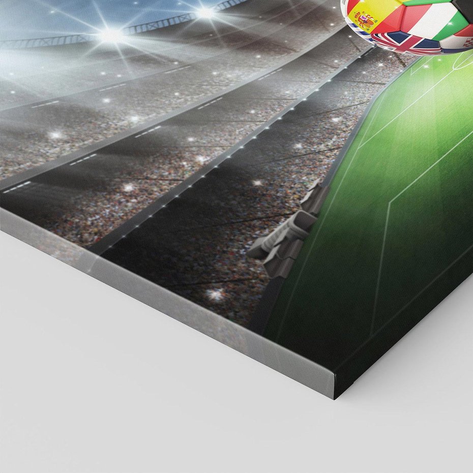 Obraz na płótnie 70x50 - Piłka nożna na stadionie: Pasja sportu - stadion, piłka
