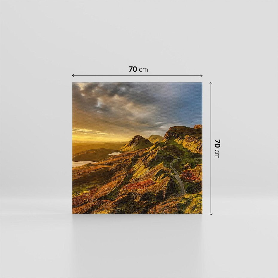 Obraz na płótnie 70x70 - Malownicza panorama górskich skał - góry, skały