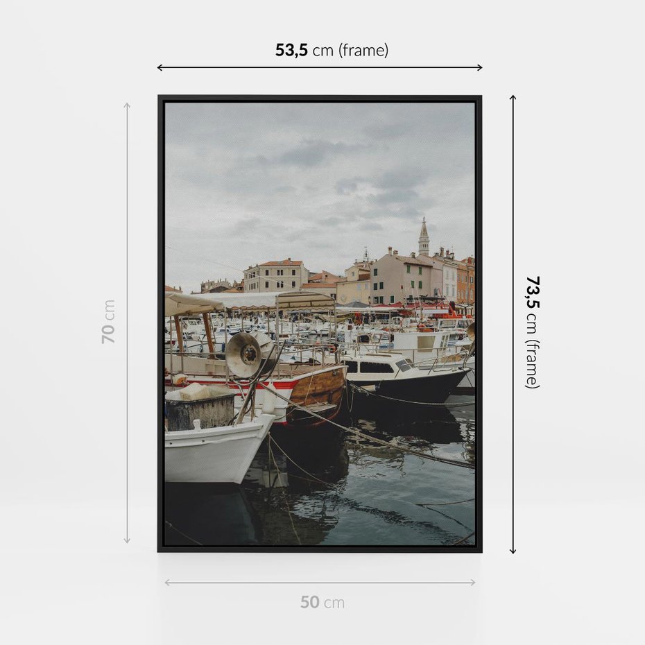 Obraz w ramie 50x70 - Malowniczy Krajobraz Morski - morze, łódki - rama czarna