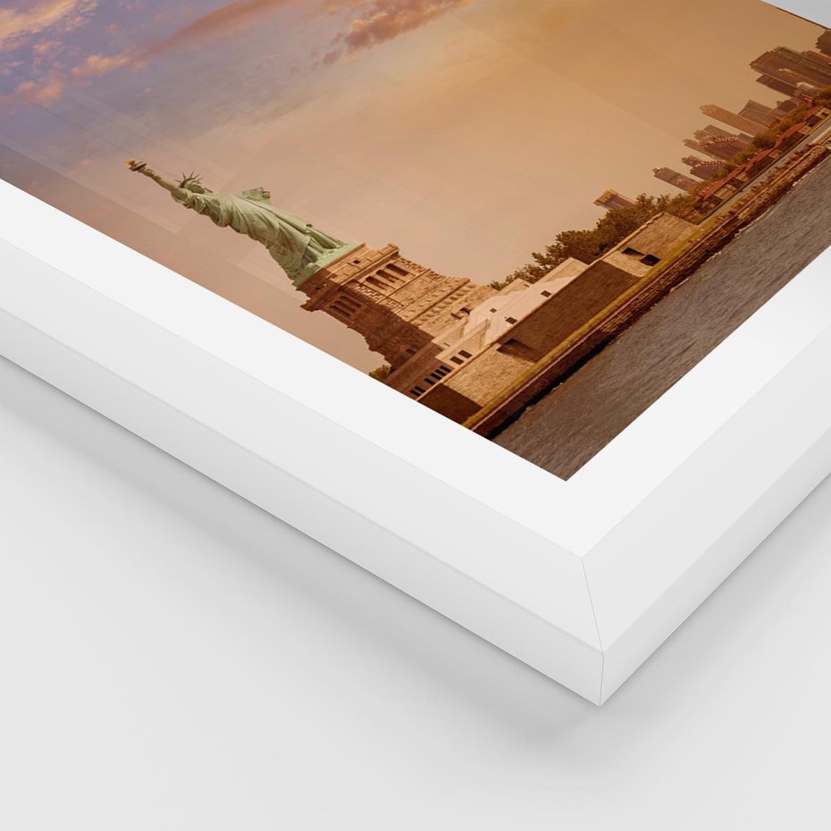 Plakat w ramie 40x50 - Statua wolności w Nowym Jorku - Nowy Jork, statua - rama biała